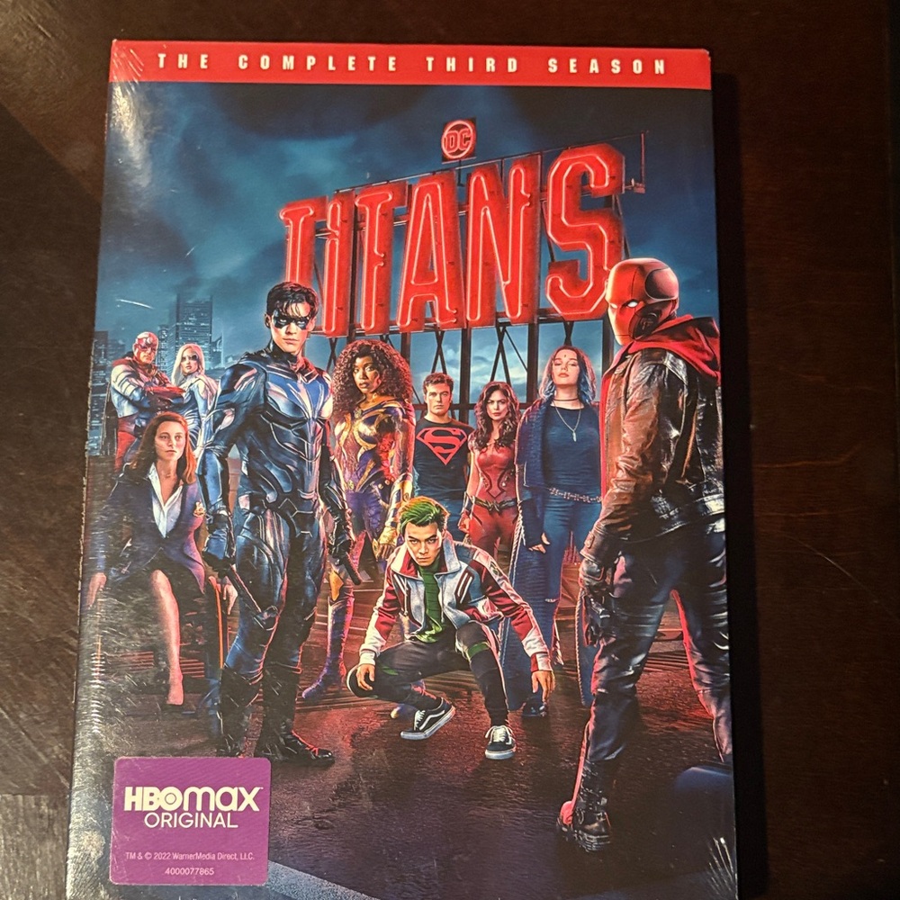 Titans: The Complete Third Season Blu-ray